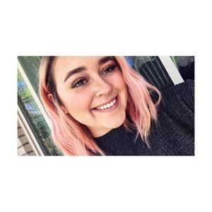 Meet your Posher, Maliya